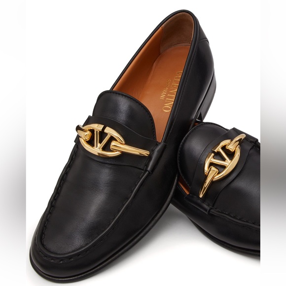 Valentino Garavani Shoes - Valentino Garavani VLogo Moon Leather Loafers